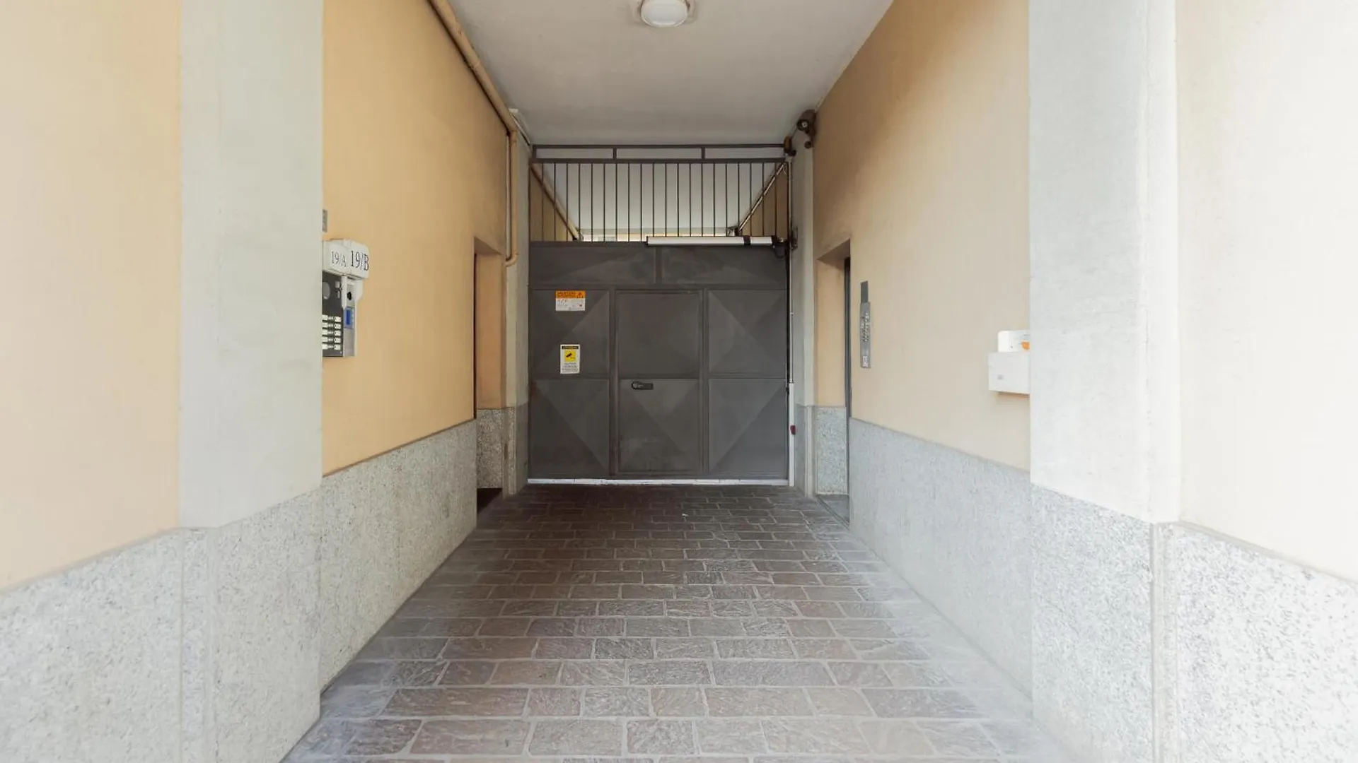 Apartment Gohost - Lovely Loft In The Heart Of Milan