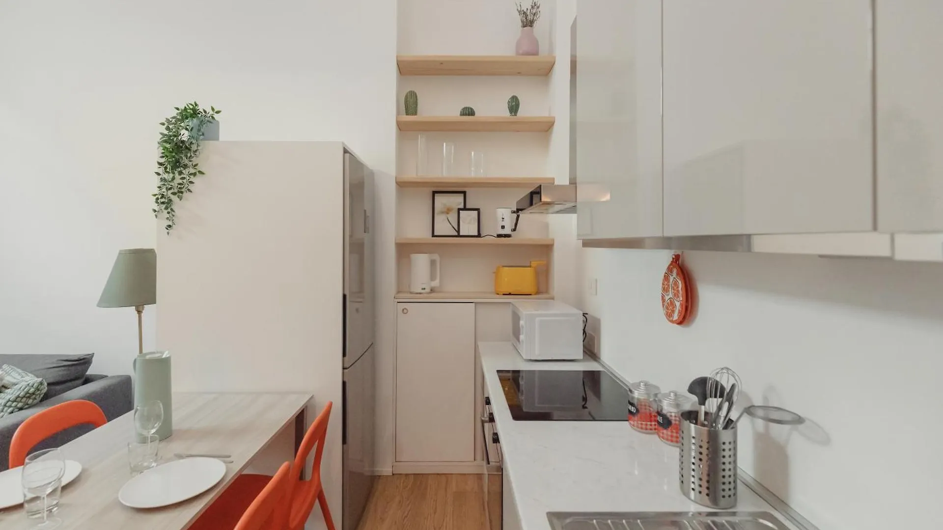 Gohost - Lovely Loft In The Heart Of Milan Apartment