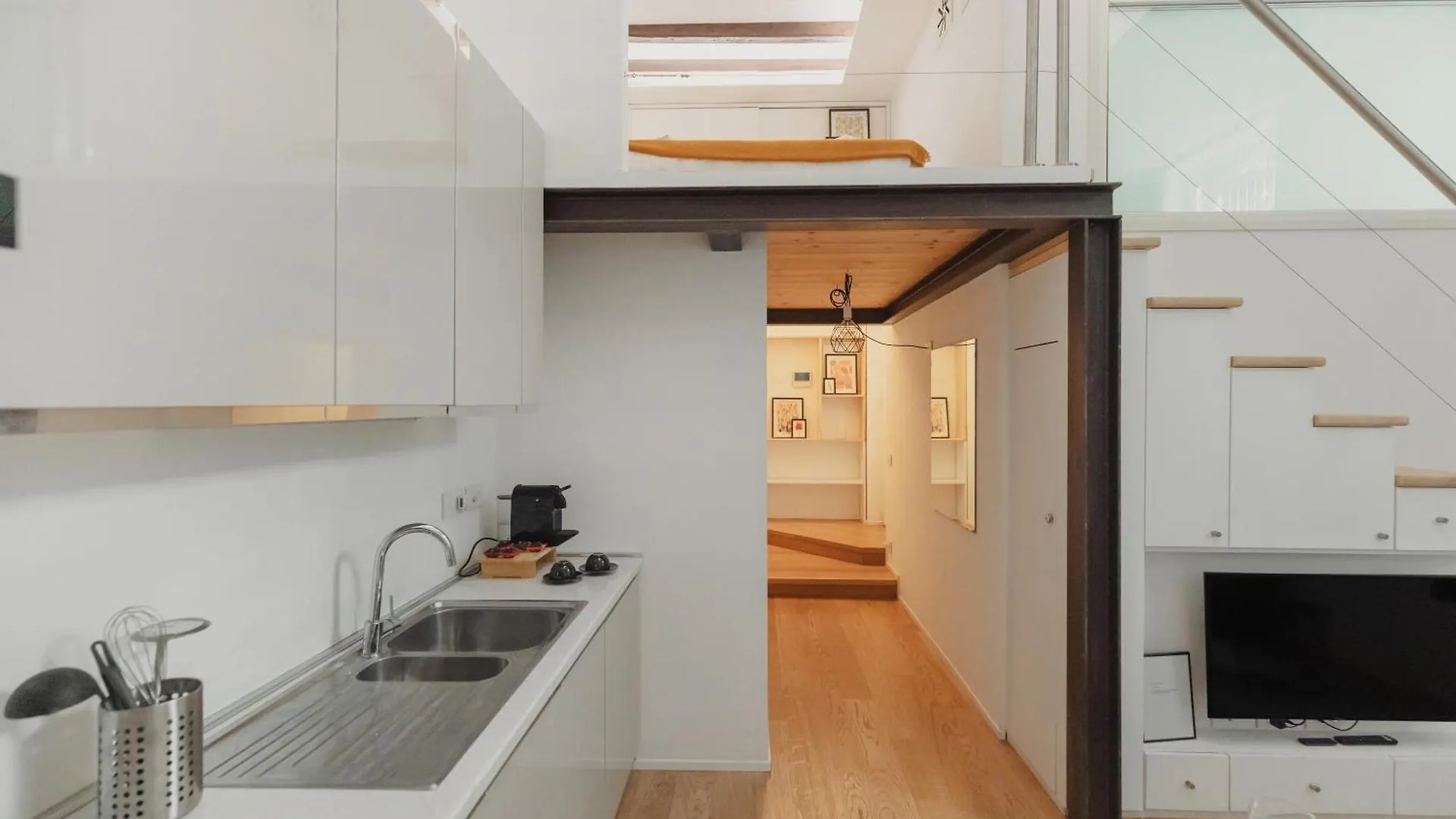 Apartment Gohost - Lovely Loft In The Heart Of Milan Italy