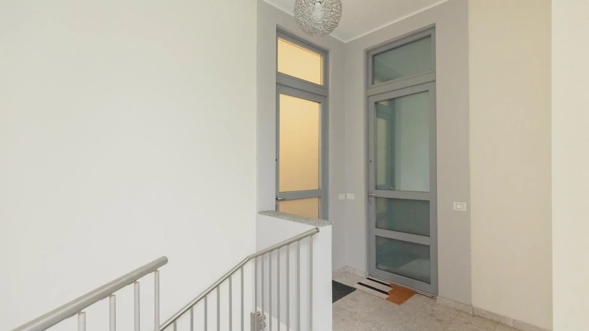 Gohost - Lovely Loft In The Heart Of Milán Apartmán